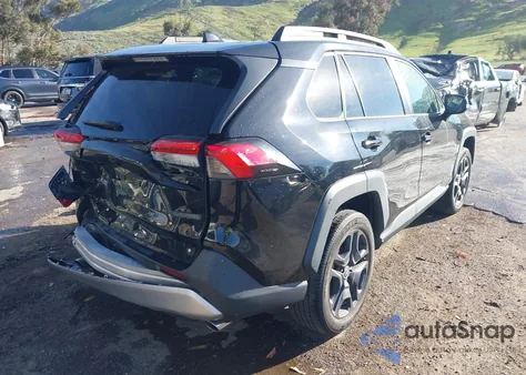 2022 Toyota Rav4 Adventure z USA, uszkodzony, nr VIN 2T3J1RFV4NW275110